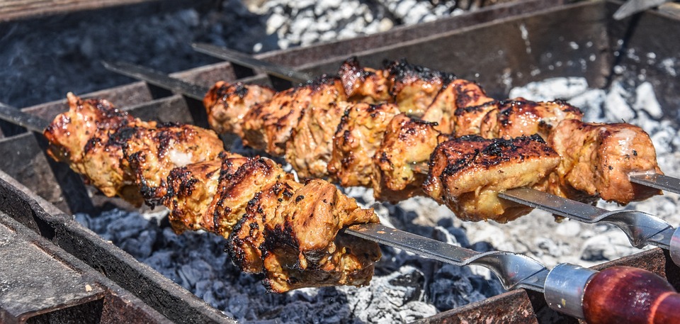 <strong>Fêtes de fin d’année : Manger sans retenu peut provoquer de l’indigestion</strong>