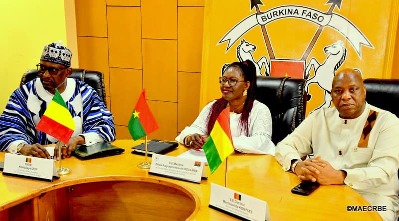 Rencontre tripartite des ministres des Affaires étrangères Burkina-Mali-Guinée