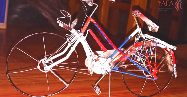 Au SIAO, de la ferraille transformée en œuvres d'art utilitaires