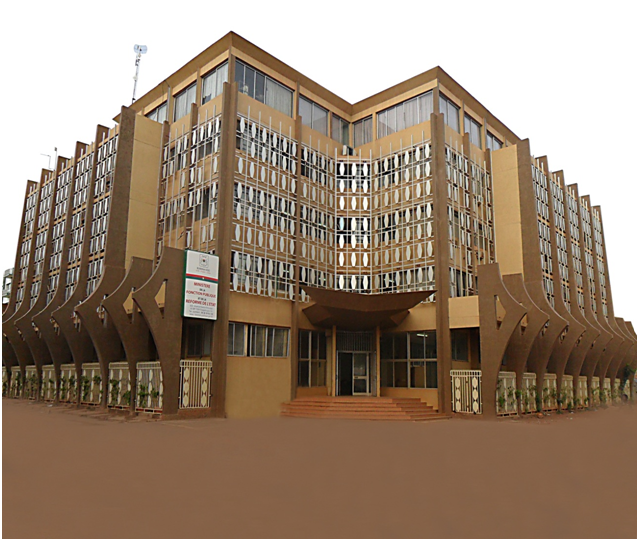 Burkina: 7 218 agents à recruter dans la fonction publique en 2023