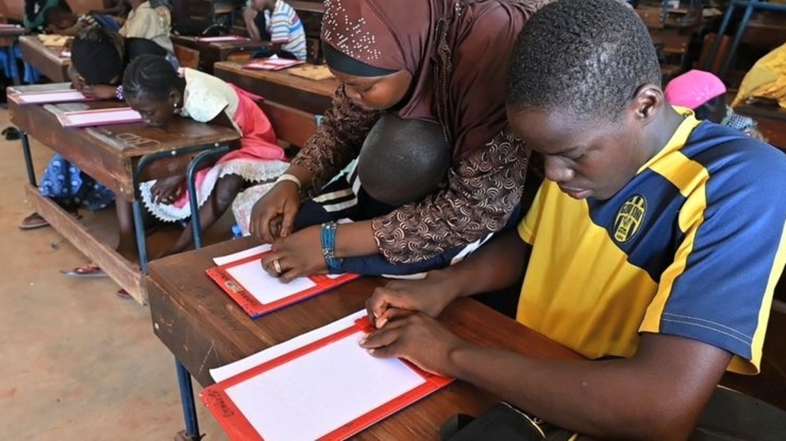 Bobo Dioulasso : Les personnes malvoyantes et aveugles à l’école du braille