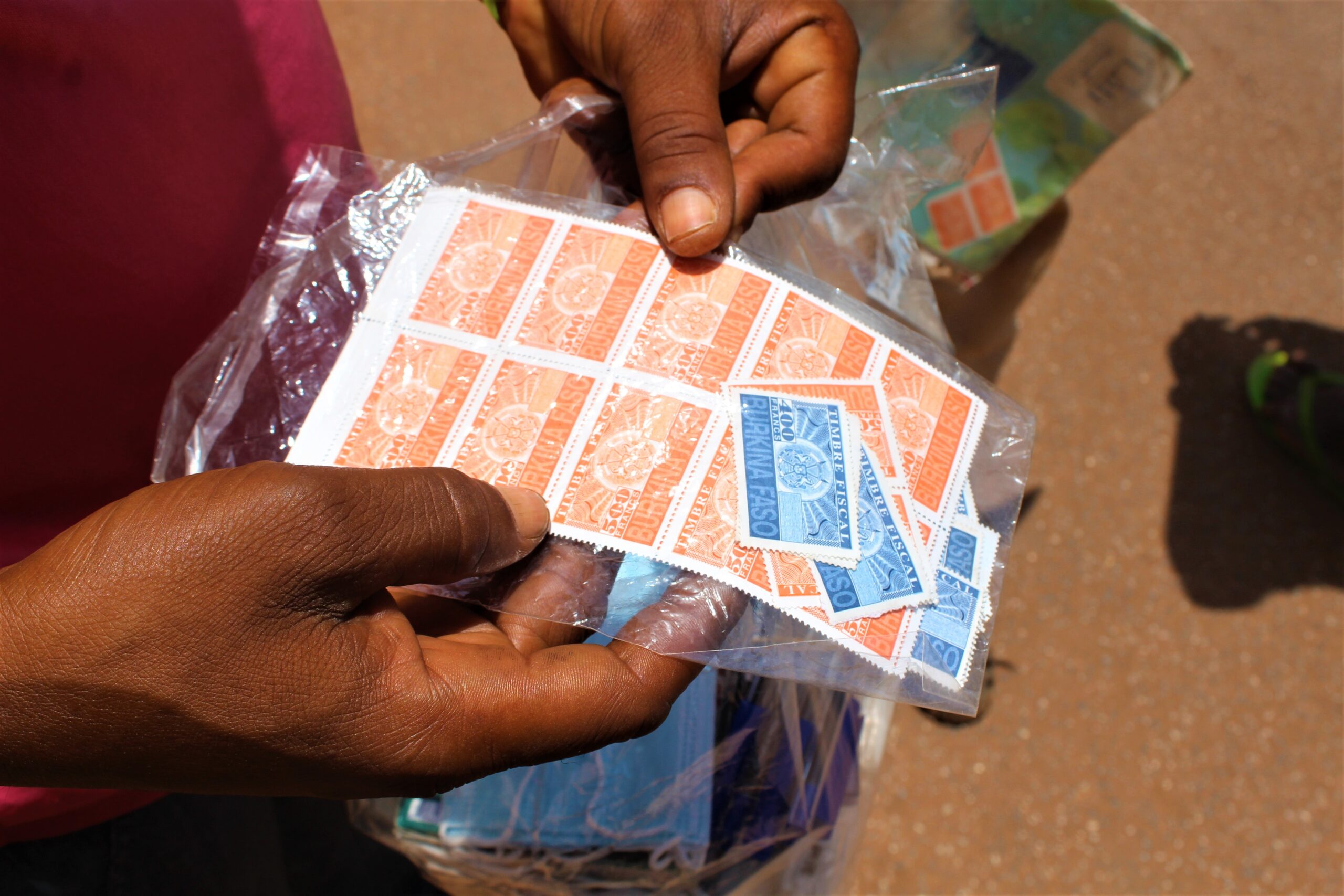 Burkina Faso : des timbres fiscaux vendus à prix d’or