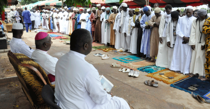 Au Burkina, la tabaski renforce les liens sociaux