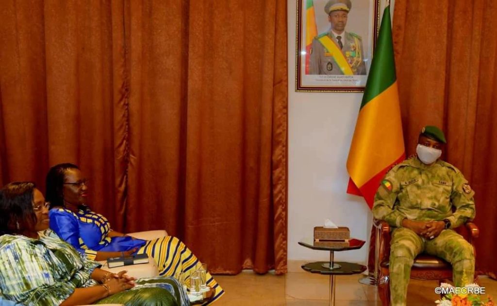 Coopération Burkina Faso-Mali : La cheffe de la diplomatie burkinabè reçue par le Président de la Transition malienne