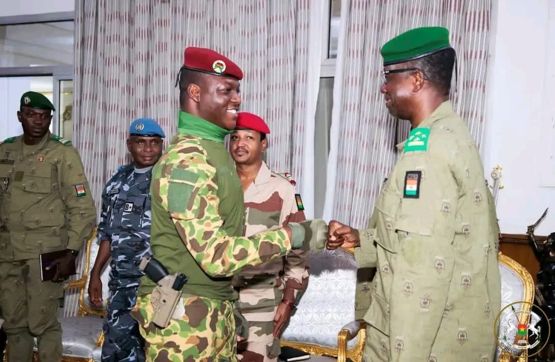 Coopération : Les nouvelles autorités nigériennes chez le Capitaine Ibrahim Traoré