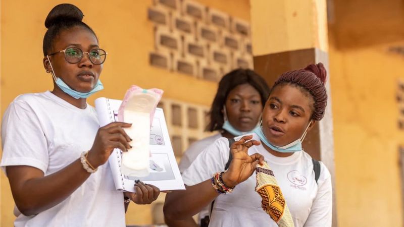 Gérer ses premières menstrues