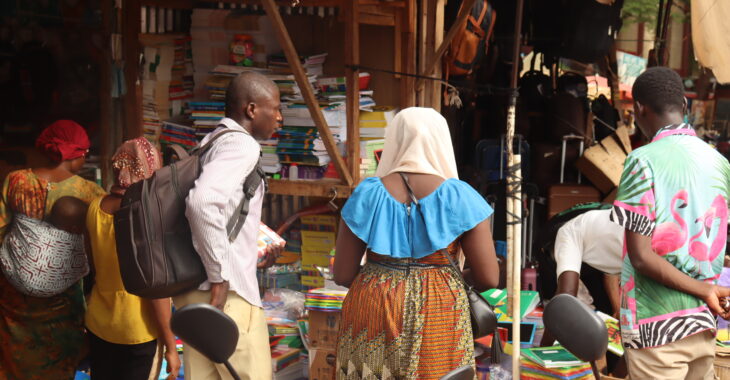 Fournitures scolaires: les parents se plaignent des prix, les commerçants se justifient