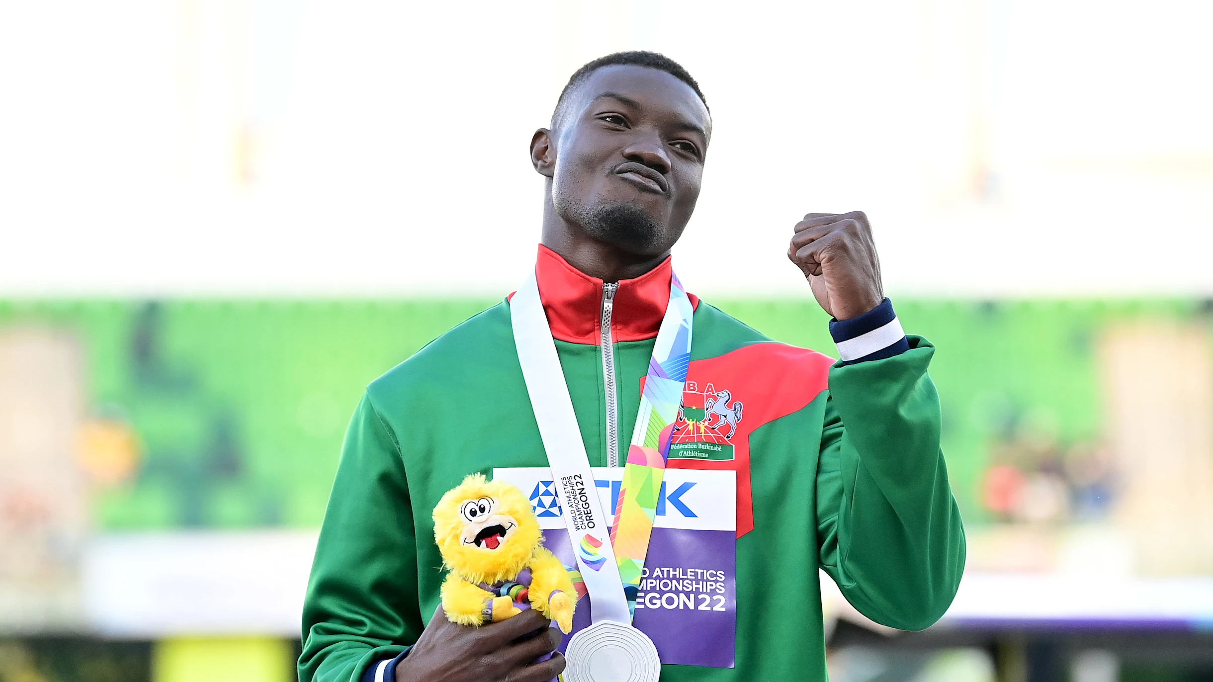 Hugues Fabrice Zango, itinéraire du premier africain, champion du monde de triple saut