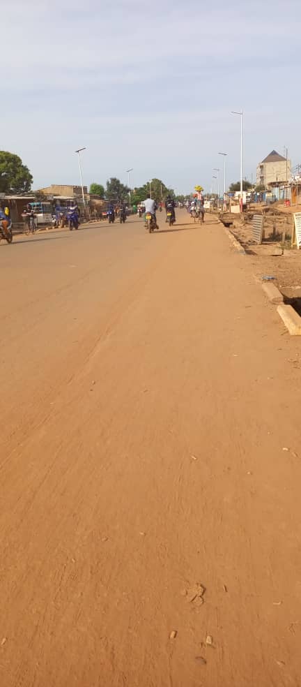 Burkina: les occupants anarchiques invités à libérer les abords des routes