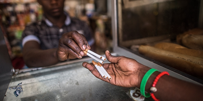 Burkina : Le ministre du Commerce réaffirme l’interdiction de la vente de tabac aux moins de 18 ans