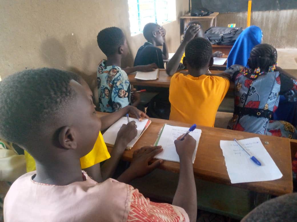 Yatenga: espoir et prudence après la réouverture des classes