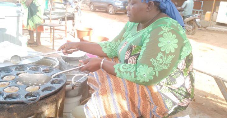 Brigitte Badolo, la reine des galettes et de la bouillie à Ouaga