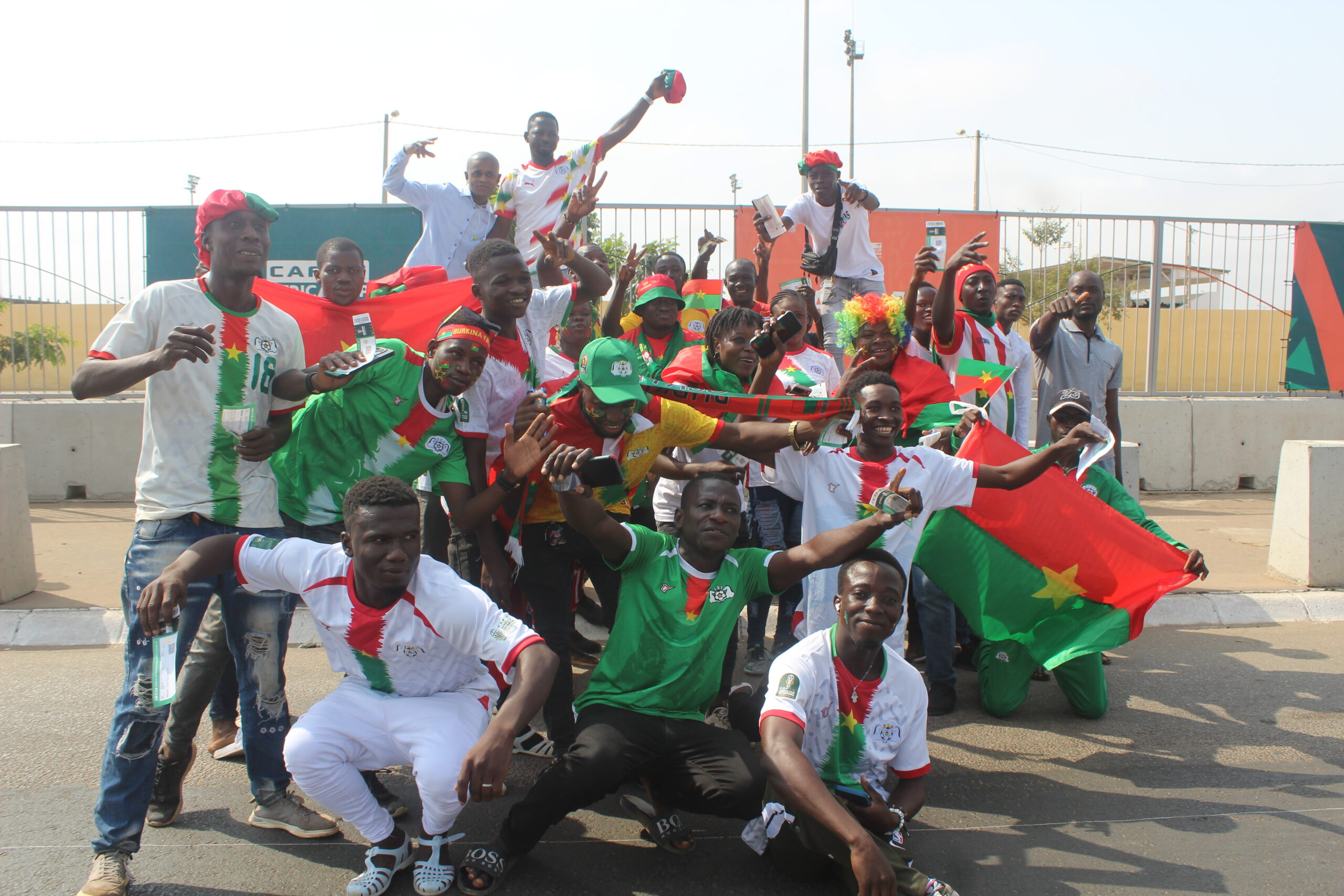 CAN 2023 : les supporters font le show avant le match contre la Mauritanie