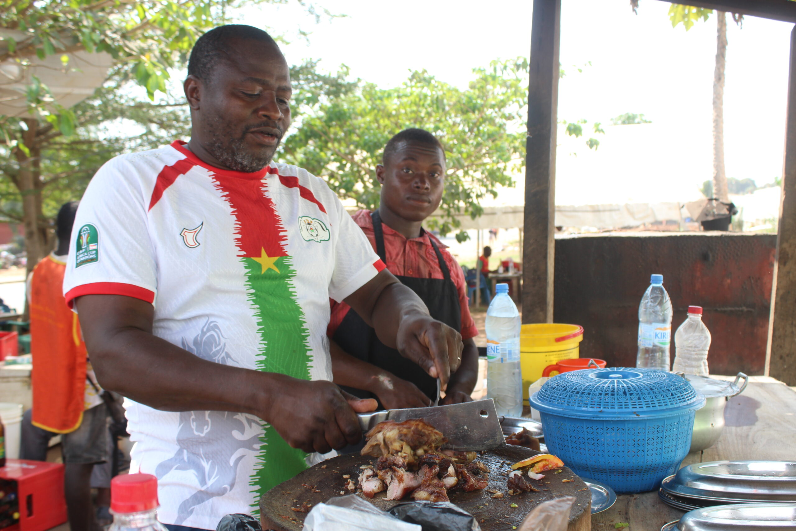 Côte d’Ivoire : le porc au four de Guizo la joie, le délice burkinabè qui réveille les sens à Yamoussoukro