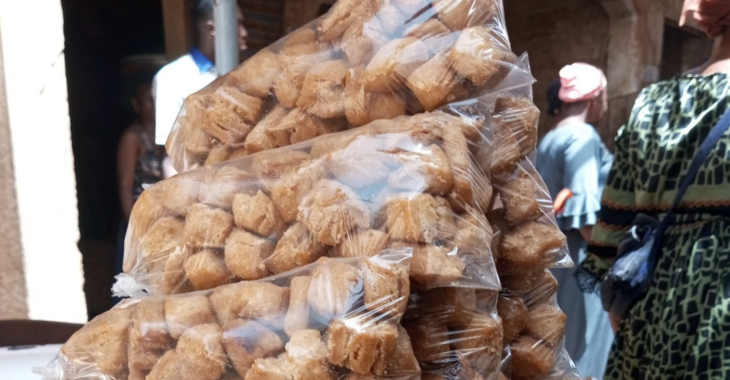 A Ouagadougou, la rue des gâteaux ou la recette contre la pauvreté au quartier Dapoya