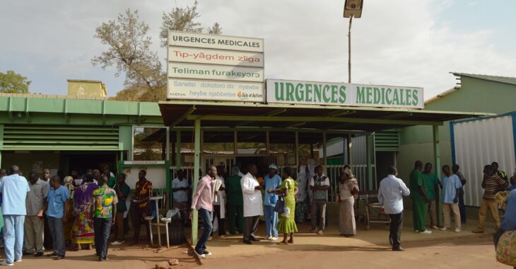 🎧Centres de santé: quand le manque de communication créé des tensions entre visiteurs et agents de sécurité