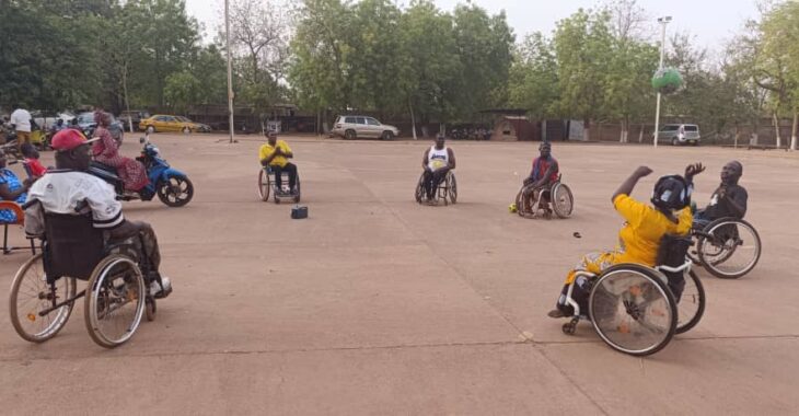 Des personnes en situation de handicap se mettent au sport à Ouaga