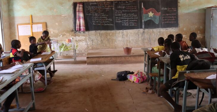 Soutien aux élèves en difficulté à Ouagadougou : la pédagogie différenciée et le tutorat comme stratégies