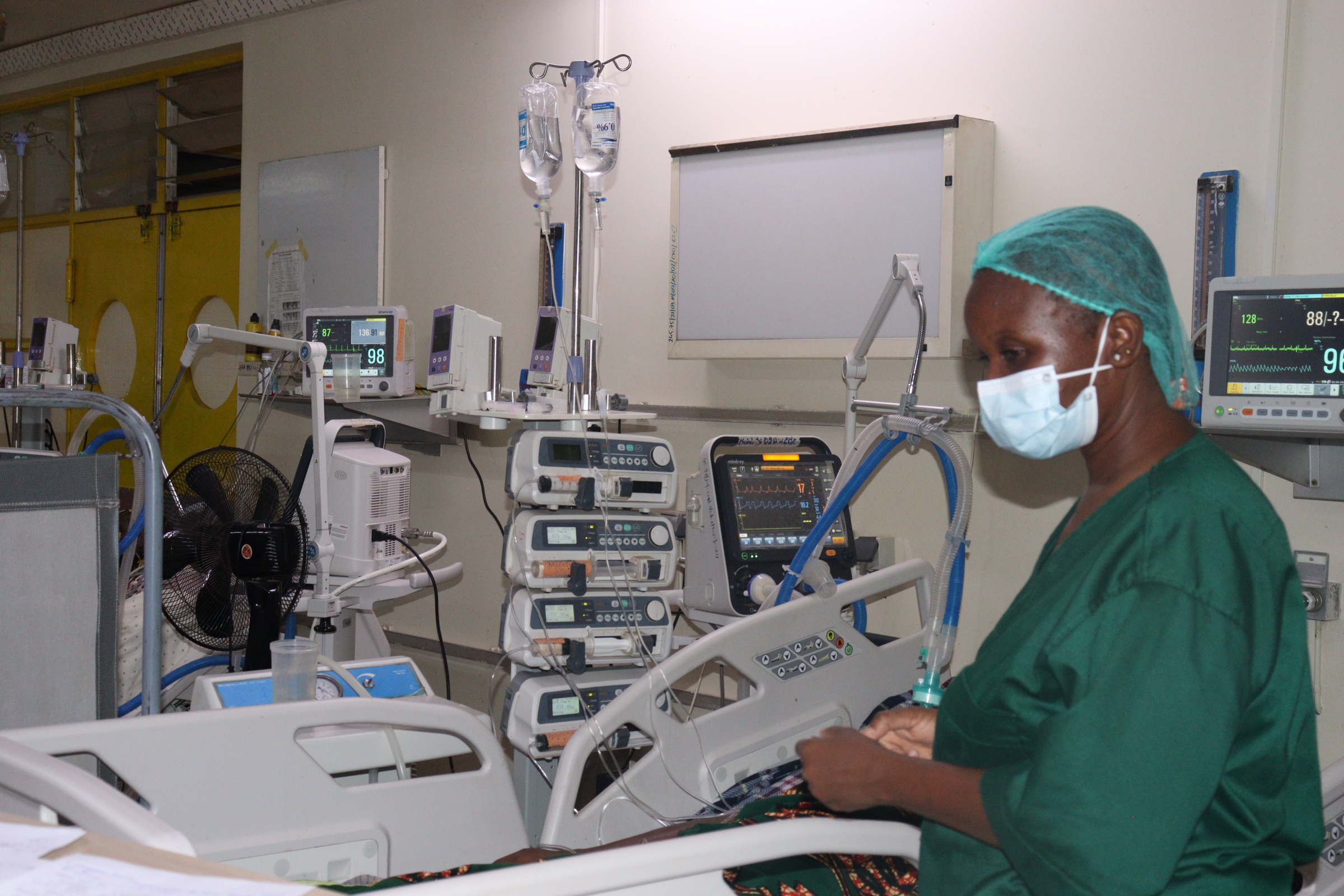 Au cœur du service de réanimation de l’hôpital Yalgado Ouédraogo