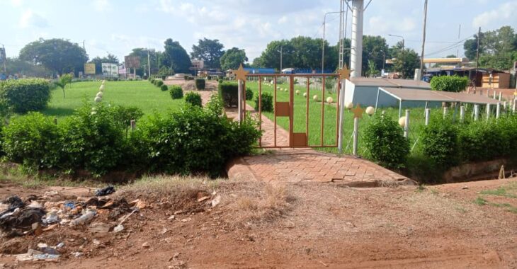 Quand les espaces verts de Bobo-Dioulasso virent au gris