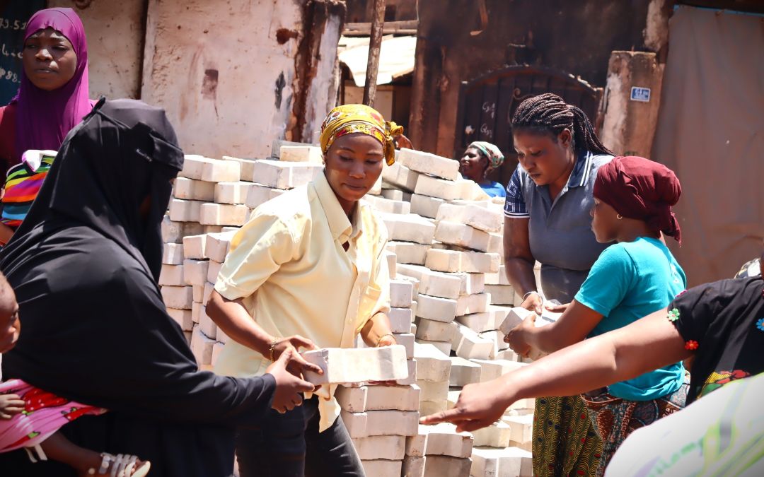 Fatoumata, cette femme qui pave le chemin du développement à Bobo-Dioulasso