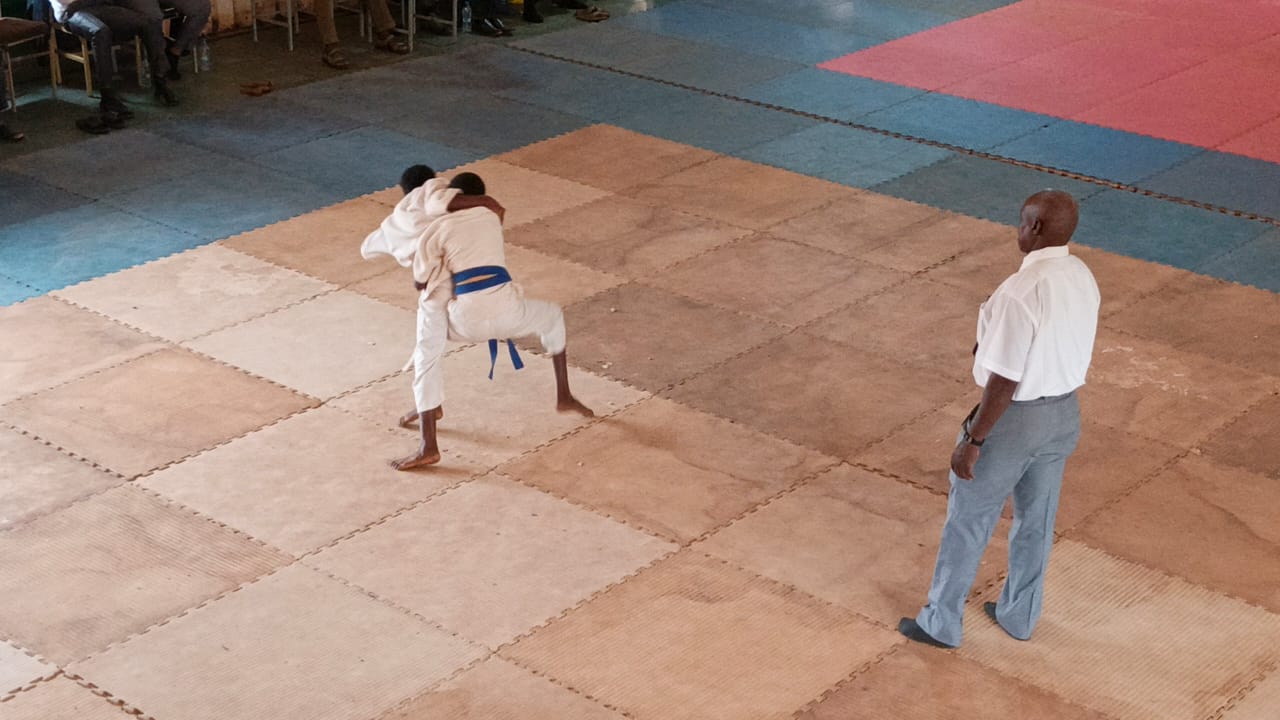 Au Burkina Faso, le judo mise sur les enfants