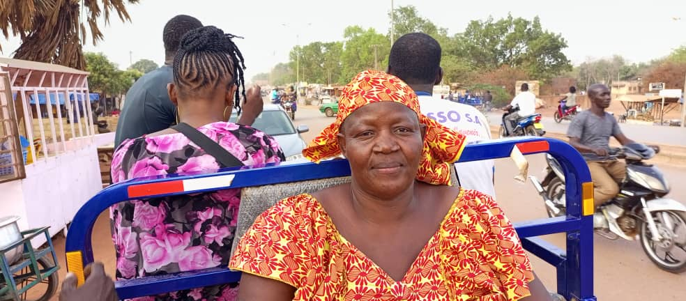 Mariam Traoré, femme battante, conductrice de tricycle, ramasseuse d’ordures