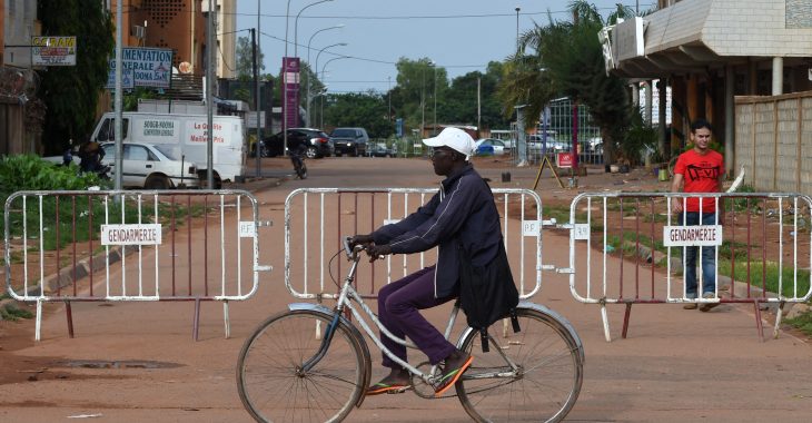 A Ouaga, la vie continue mais la tension monte