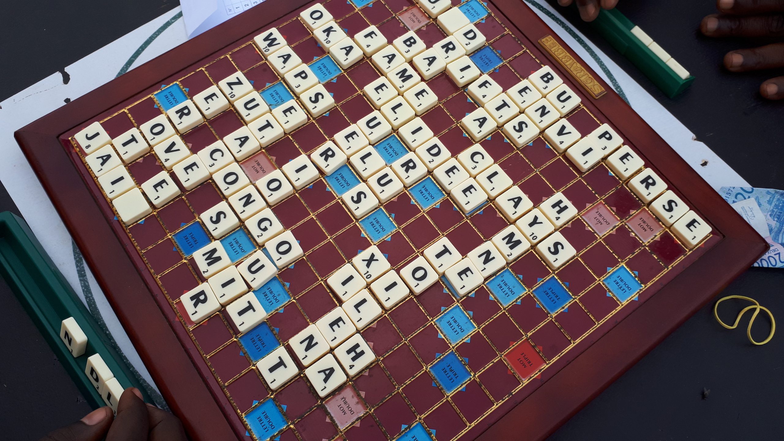 Jeu de scrabble :  » Il peut améliorer les performances scolaires des enfants »