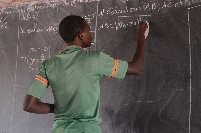 Burkina Faso : difficiles conditions de travail pour des enseignants du privé