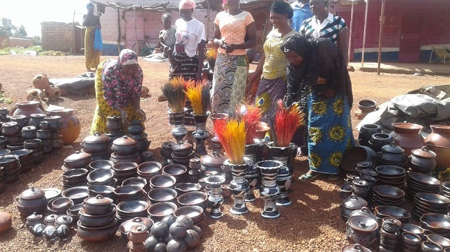 Tchériba : le manque de client affecte le secteur de la poterie