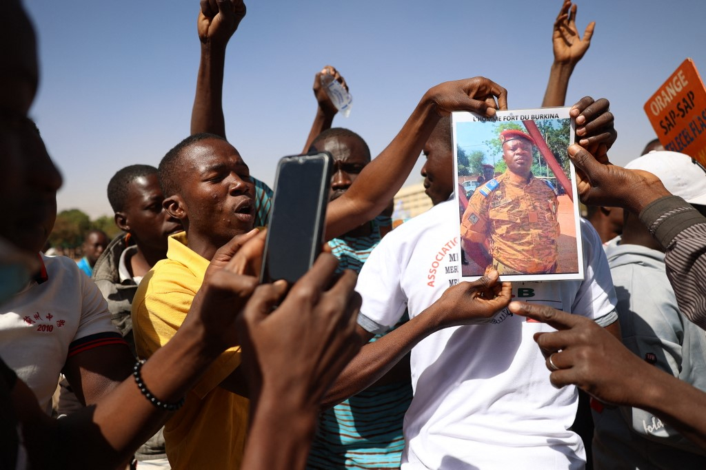 Burkina : 3 choses à savoir sur le Lieutenant-colonel Paul Henri Damiba