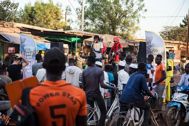 Burkina : de la musique pour vaincre la peur