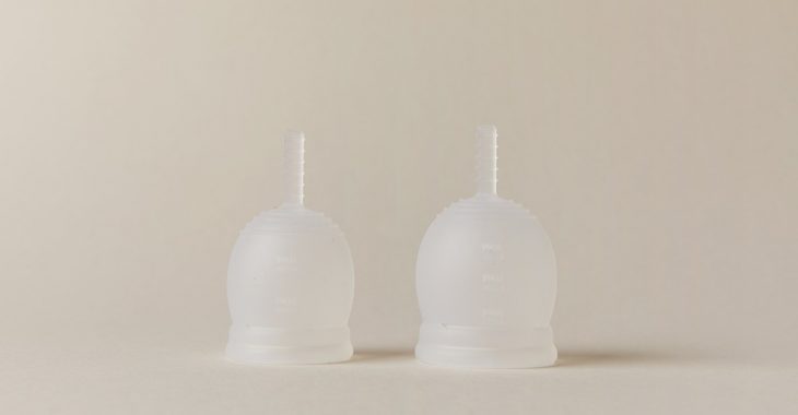Coupe menstruelle : confortable, économique mais parfois dangereuse