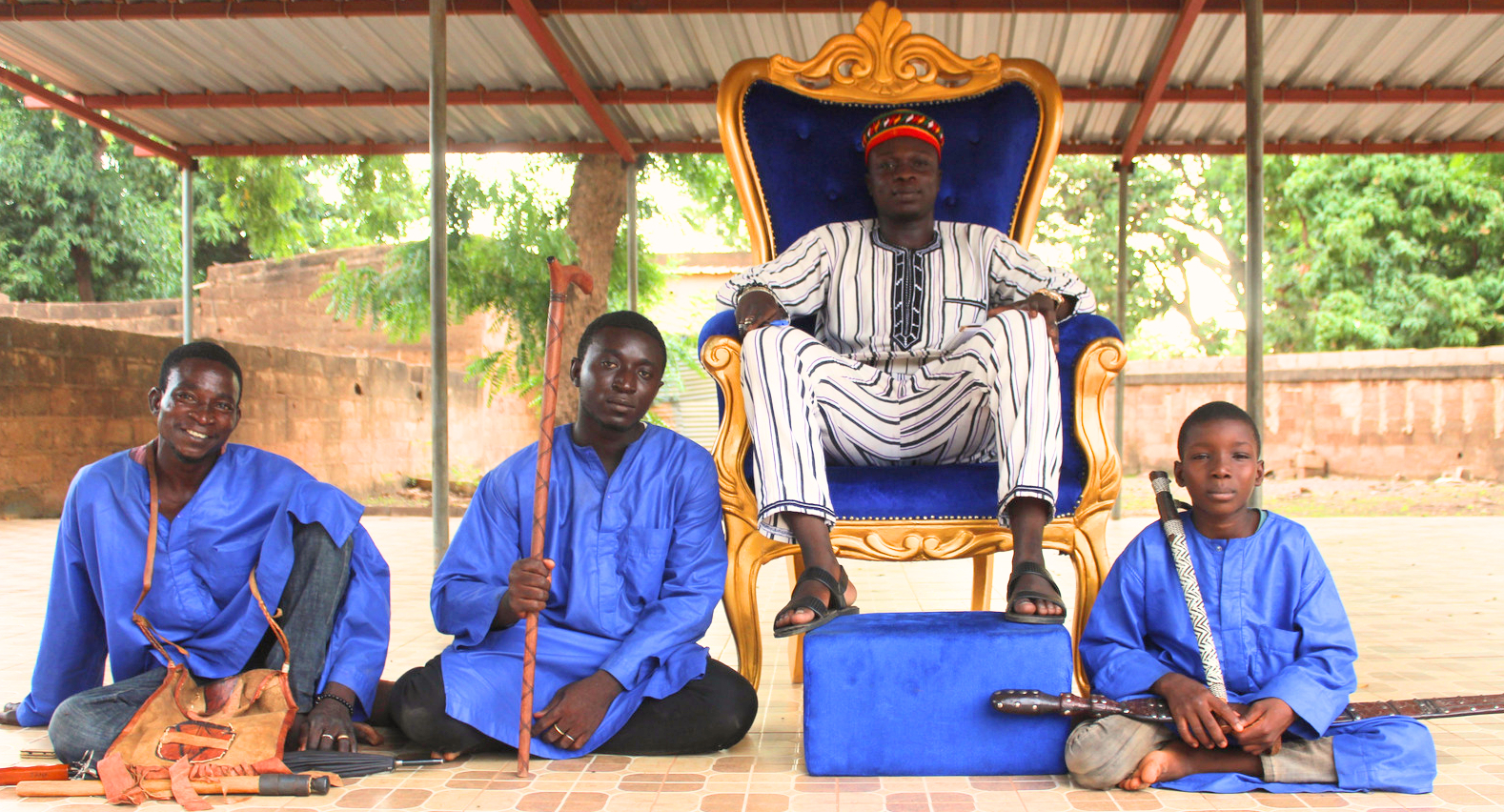 Naba Djiguemdé, jeune, étudiant et chef de canton