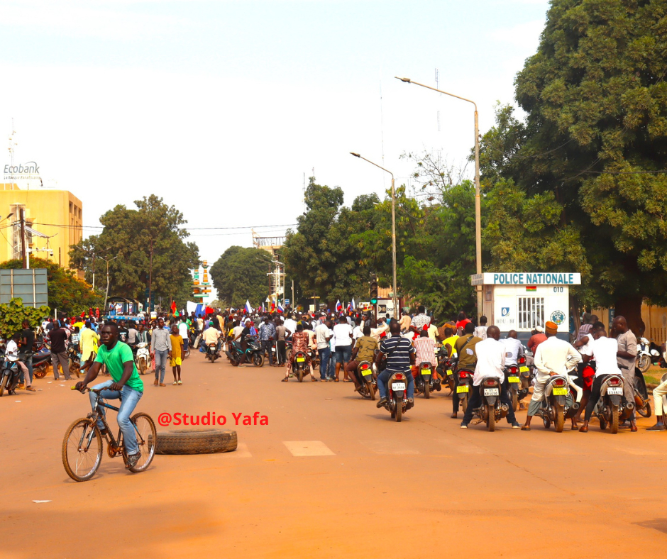 Ouagadougou : Des centaines de manifestants à la place de la nation