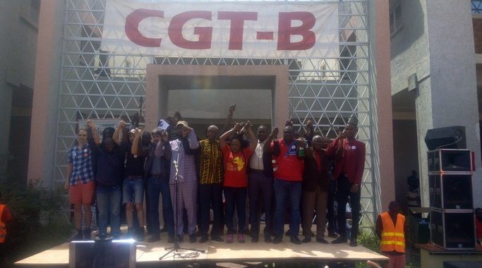 Burkina : plusieurs organisations appellent au départ des armées étrangères