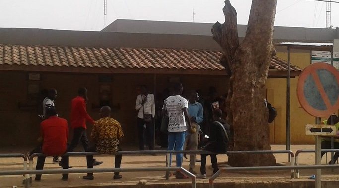 Burkina : obtenir le permis à tout prix