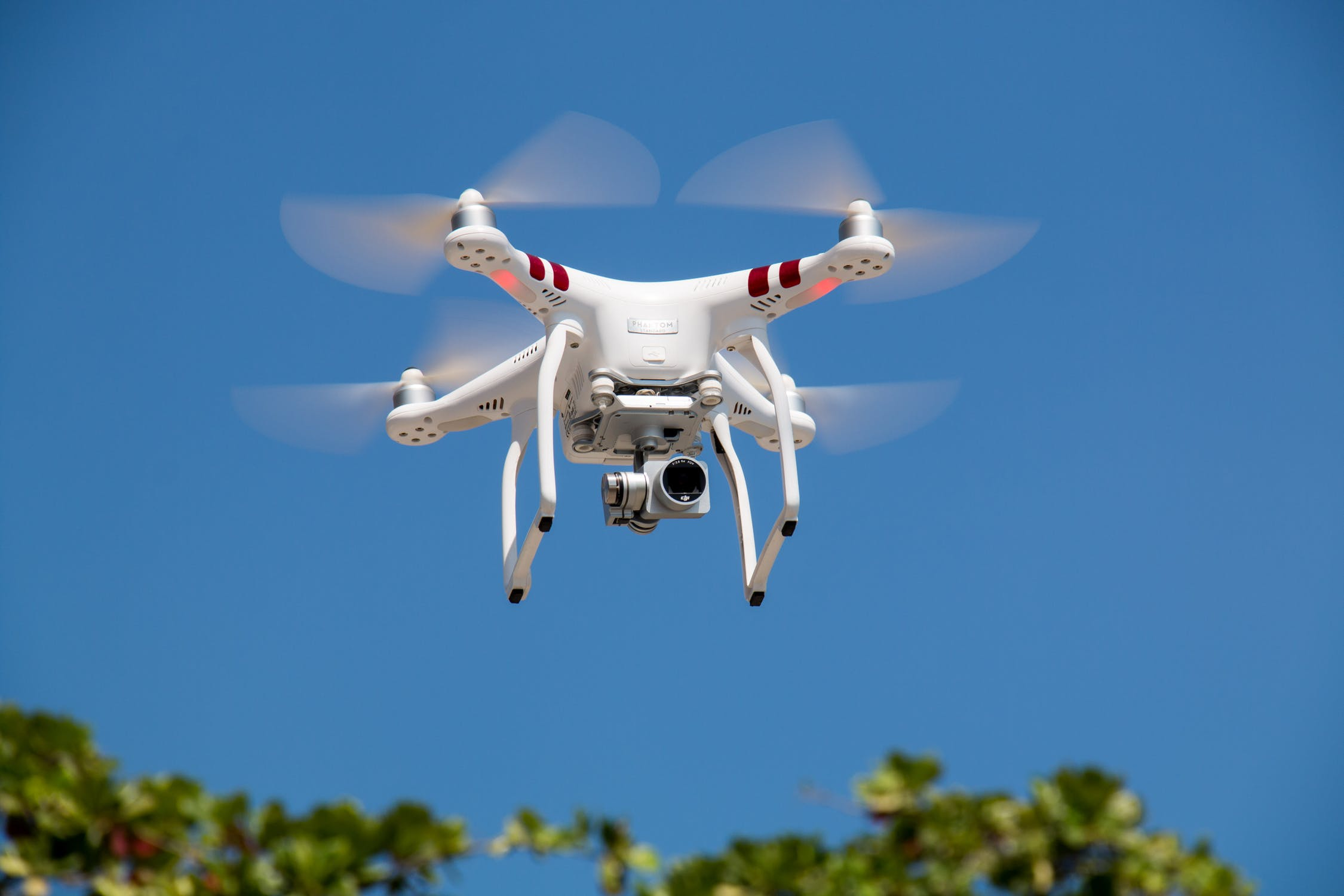 Règlementation des drones civils : «  Il ne faut pas tuer la technologie et l’innovation »