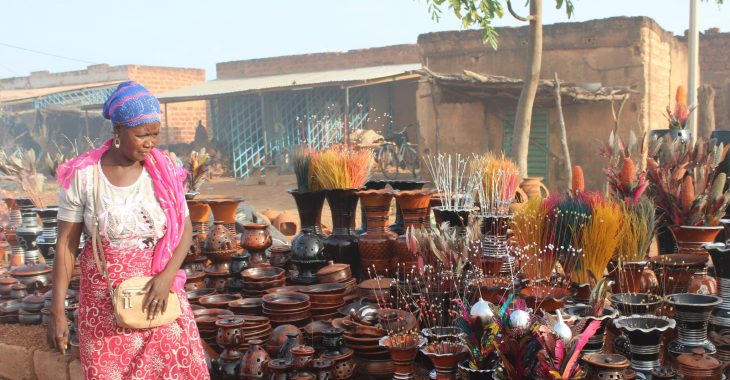 Les larmes des artisans après le report du SIAO