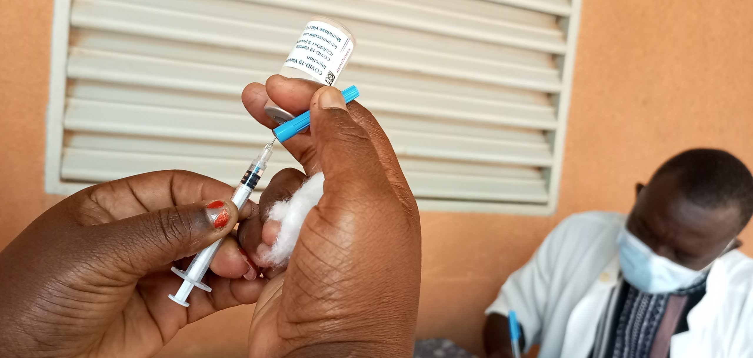 Vaccin anti-covid-19 au Burkina : Des jeunes prêts pour la première dose