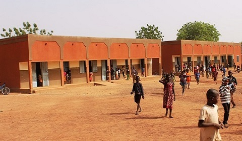 Burkina : des enseignants contre la suspension des affectations